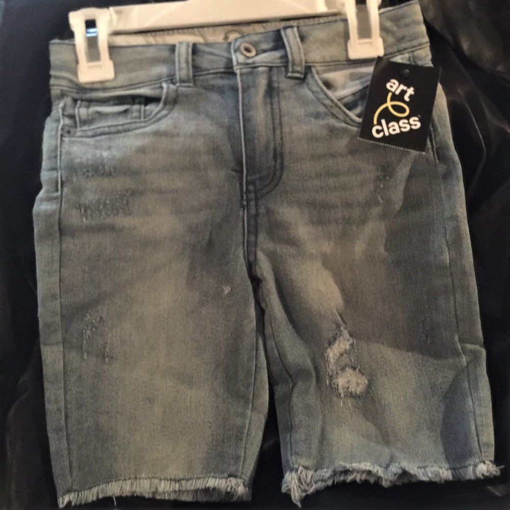 NWT shorts Girls sz 7 denim relaxed fit lt blue